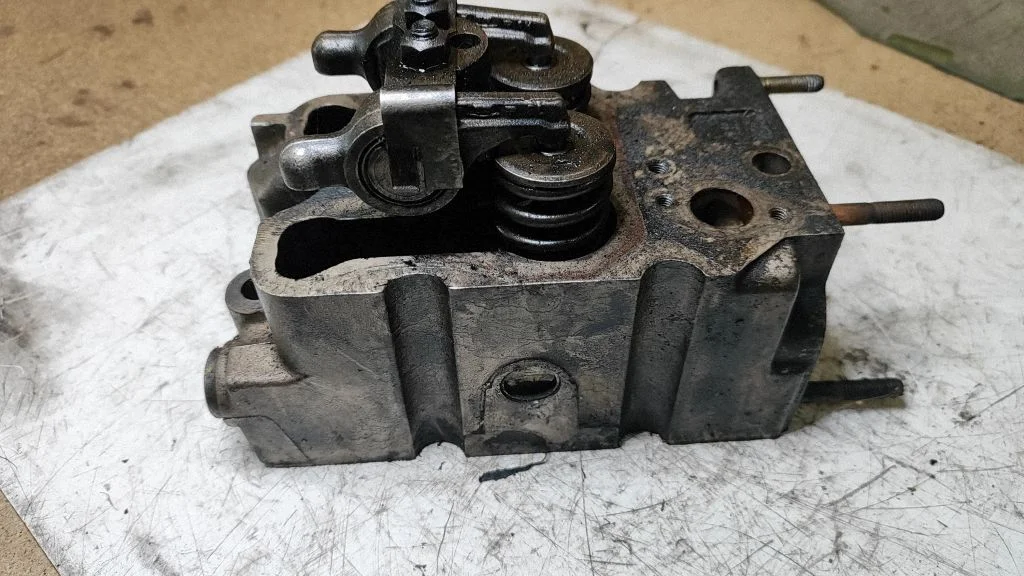 Engine head – Chrysler Grand Voyager III (1995-2000)