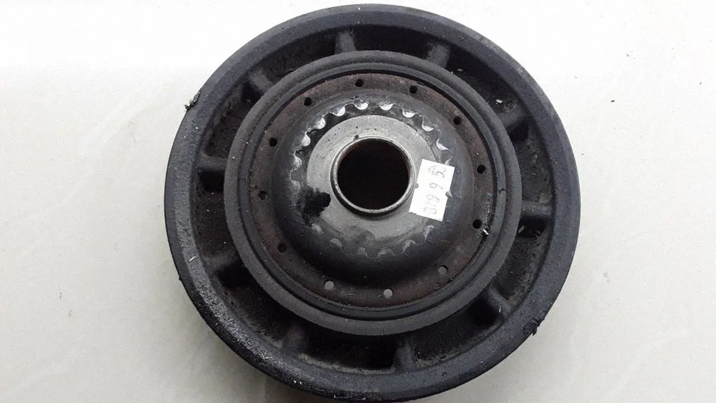 Crankshaft pulley – Renault Kangoo I (2003-2008)