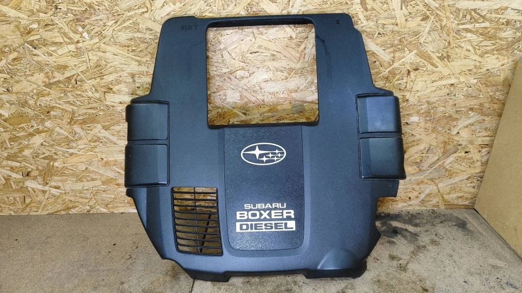 Engine cover (trim) – Subaru Outback (2007-2009)
