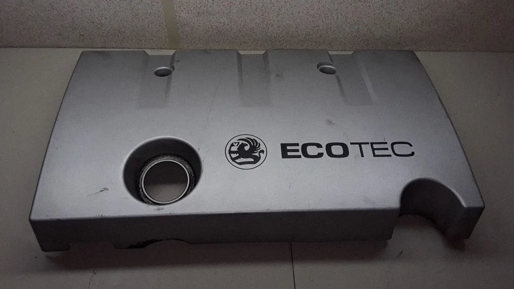 Engine cover (trim) – Opel Vectra B (1996-2002)