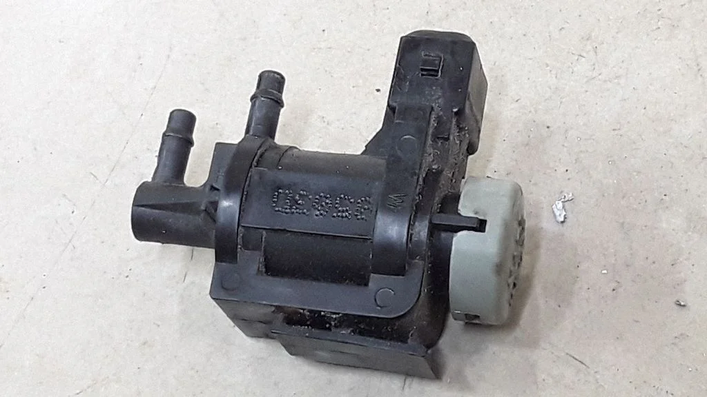 Solenoidklapp – Audi A4 S4 B6 8E 8H (2001-2005)