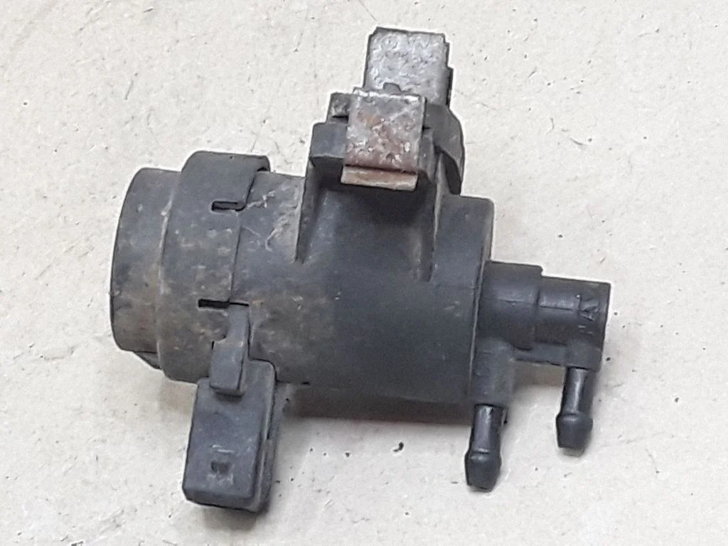 Turbo solenoid valve – Renault Laguna II (2001-2007)