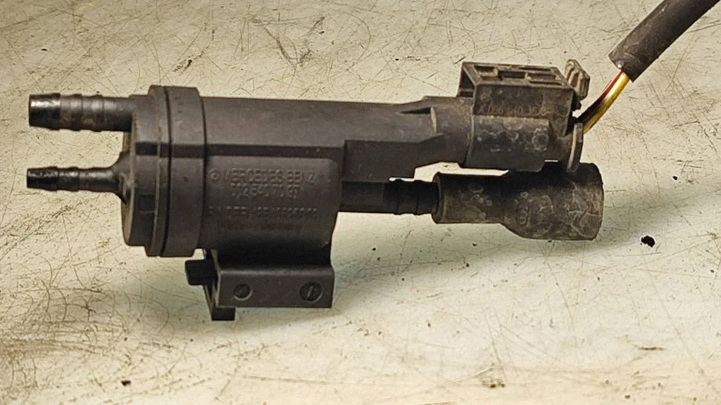 Turbo solenoid valve 0025407097