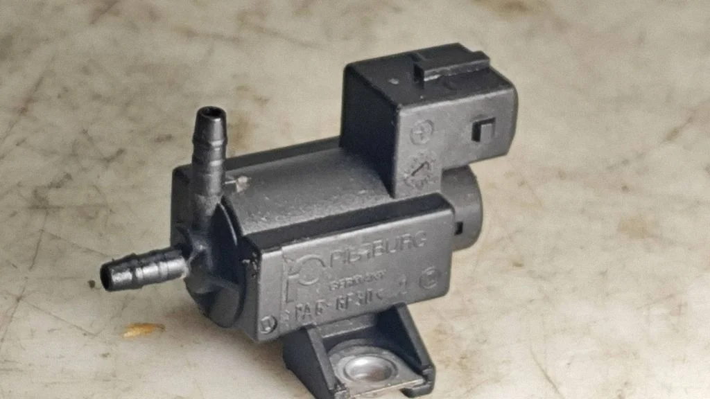 Turbo solenoid valve – Lexus IS 220D-250-350 (2006-2013)