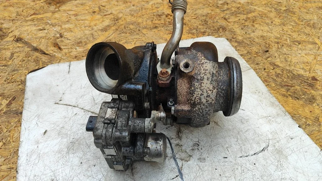 Turbosprężarka A2053412326
