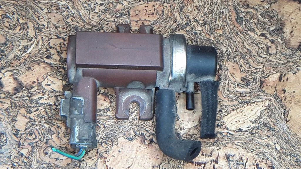 Turbo solenoid valve – Ford Focus C-MAX (2003-2010)