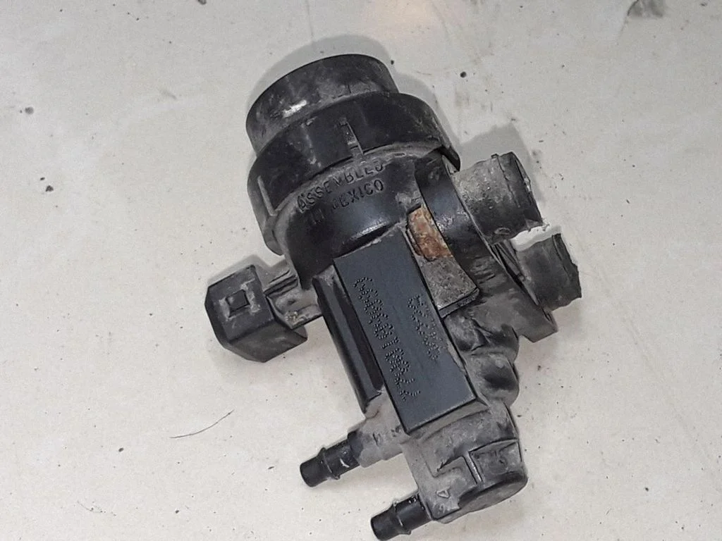 Turbo solenoid valve – Renault Laguna I (1994-2000)