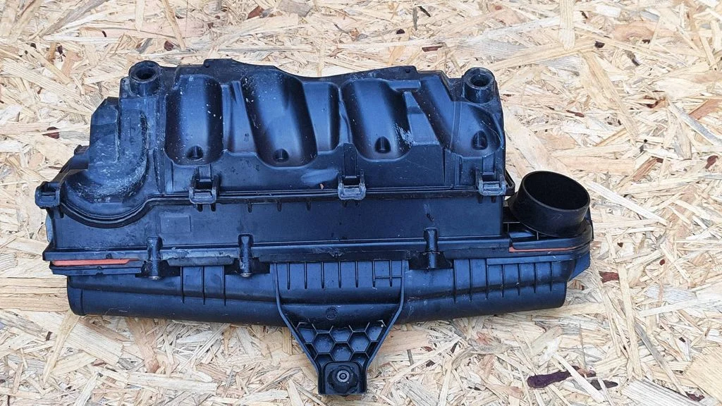 Õhufiltri korpus V758962580