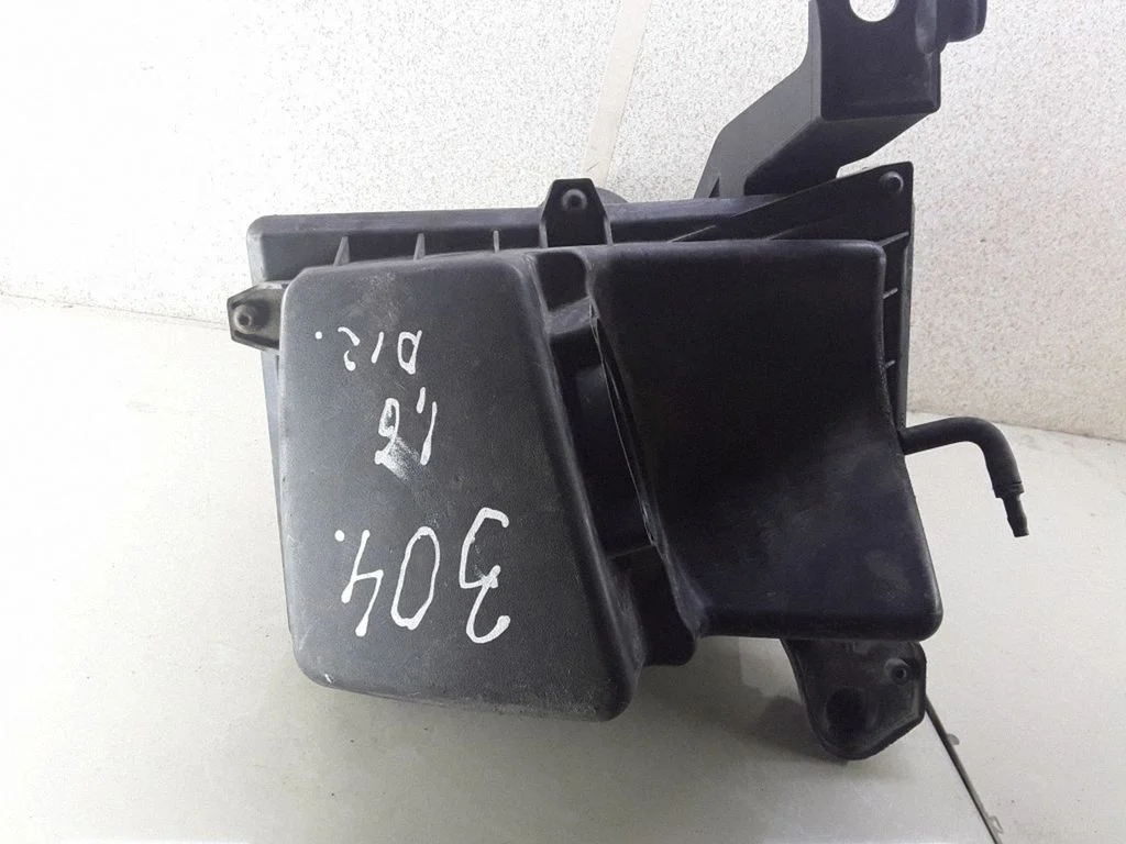 Õhufiltri korpus 4M519600CB