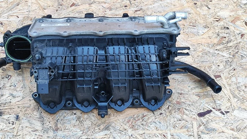 Sisselaskekollektor – Skoda Octavia Mk3 (5E) (2013-2019)