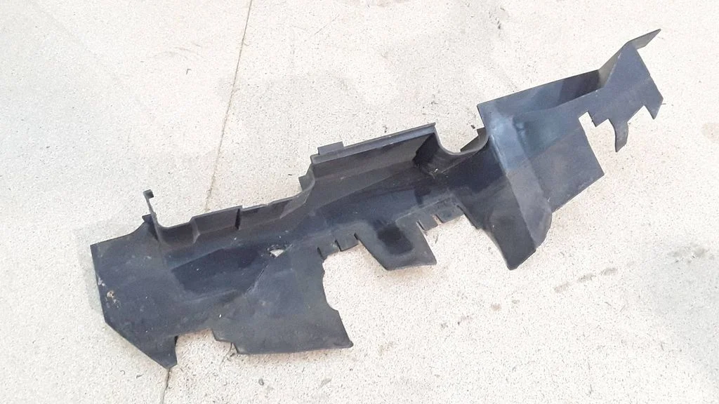 Air intake duct part – Volkswagen Passat B5.5 (2001-2005)