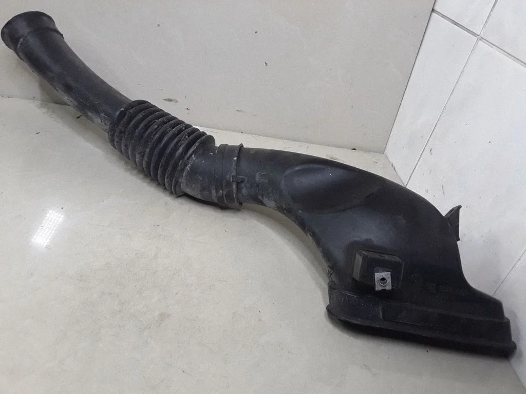 Air intake duct part 13241648