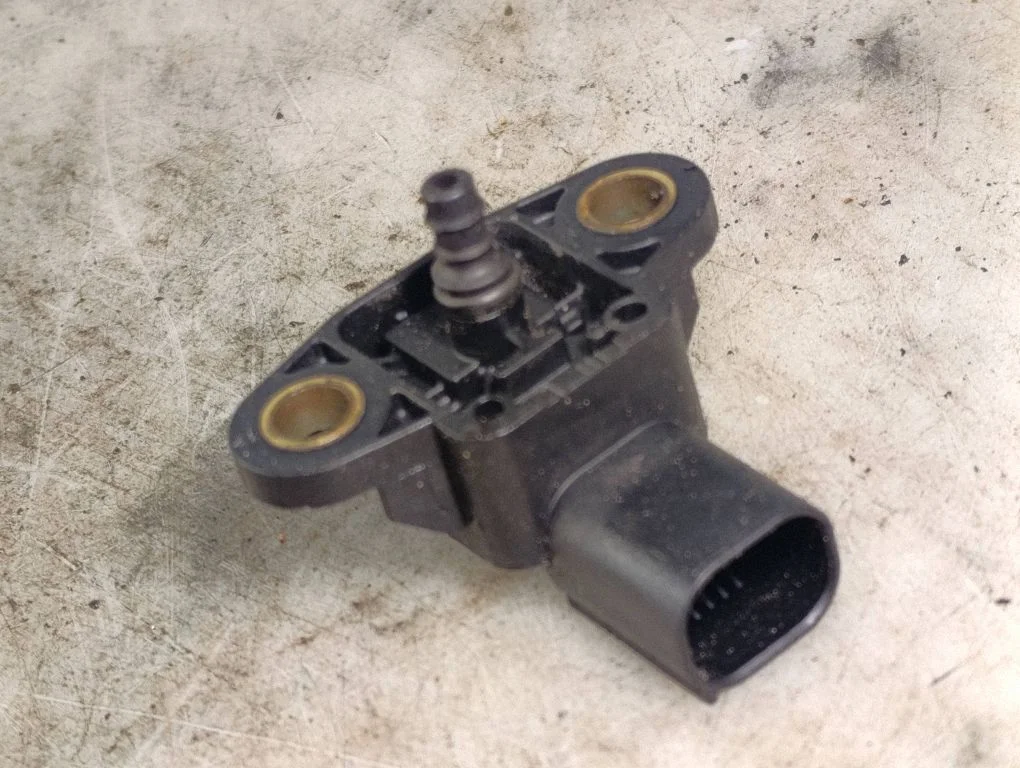 Air pressure sensor – Mercedes-Benz E-Class W212 (2009-2016)