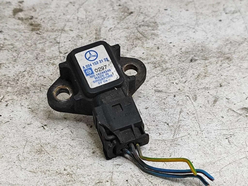 Air pressure sensor – Mercedes-Benz E-Class W210 (1995-2002)