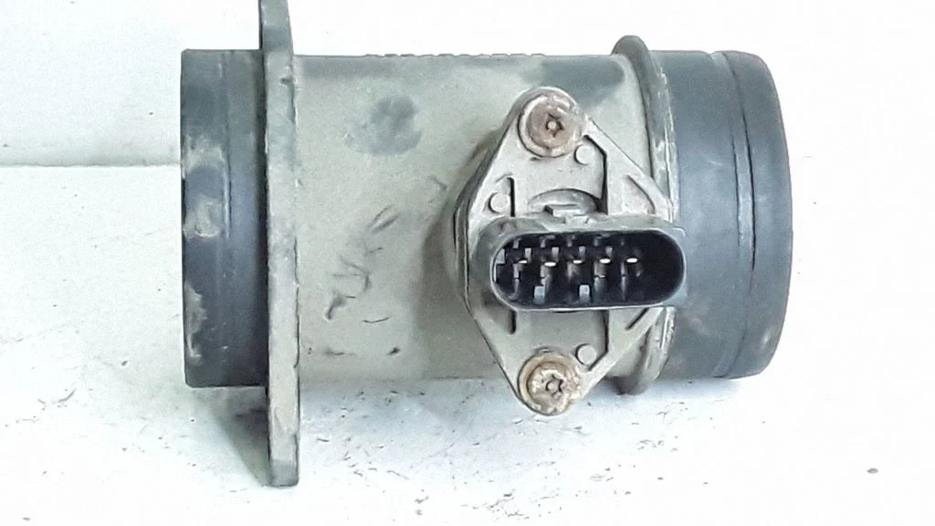Mass air flow meter – Volkswagen Passat B5 (1997-2000)