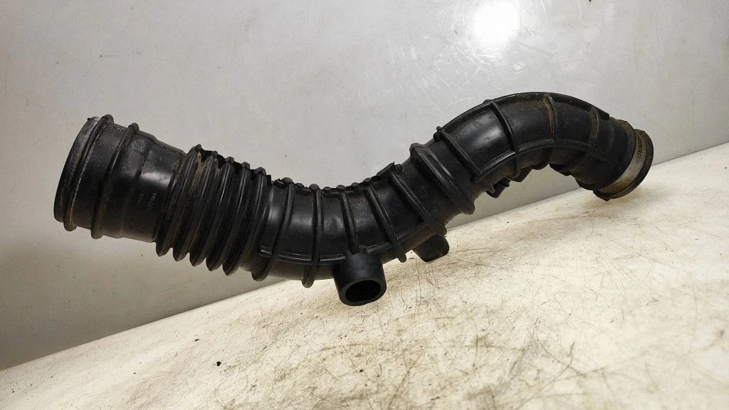 Air intake hose/pipe 65164382R