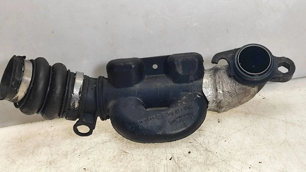 Air intake hose/pipe 9657083780