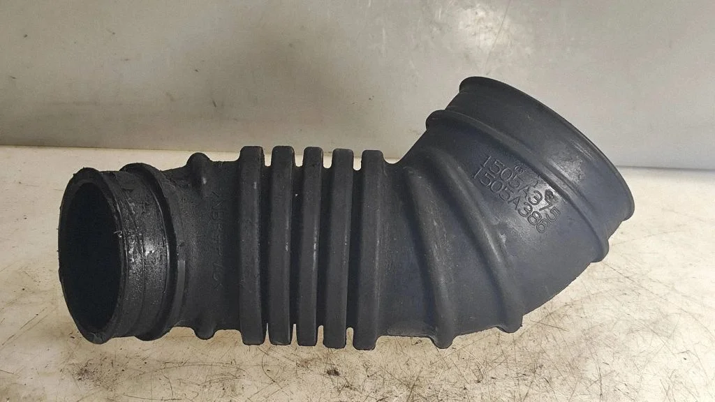 Õhu sisselaske voolik (-ud)/ toru (-d) 1505A375