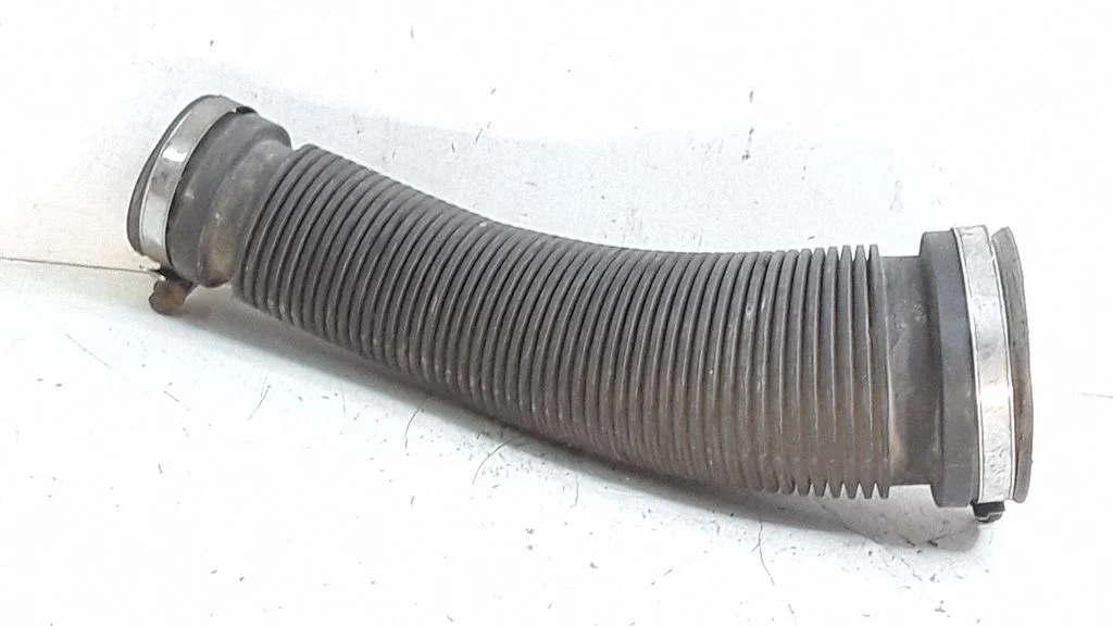Õhu sisselaske voolik (-ud)/ toru (-d) – Opel Meriva A (2003-2010)