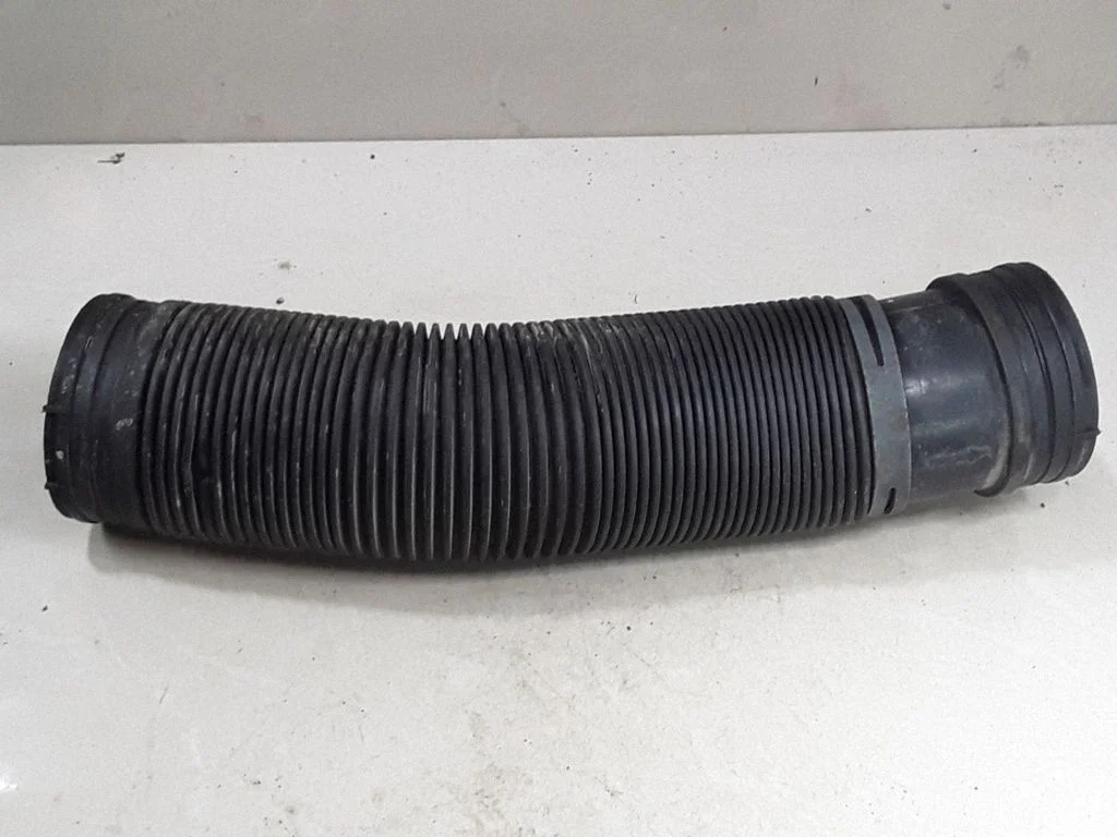 Air intake hose/pipe 1J0129684J