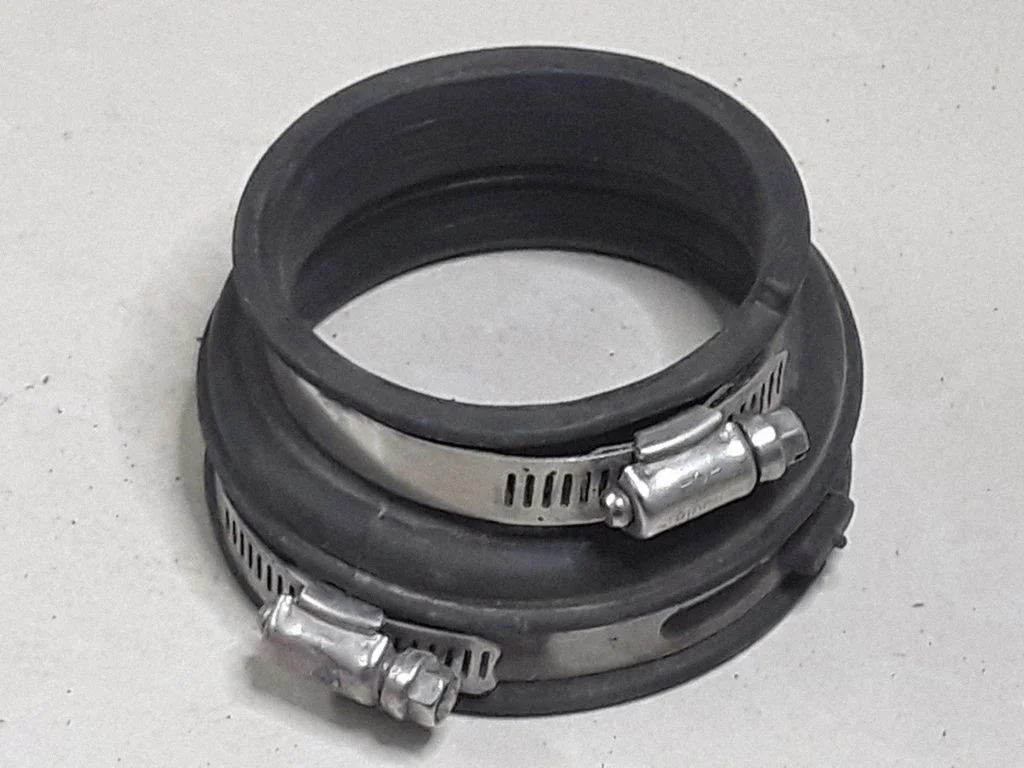 Õhu sisselaske voolik (-ud)/ toru (-d) 04861515AA
