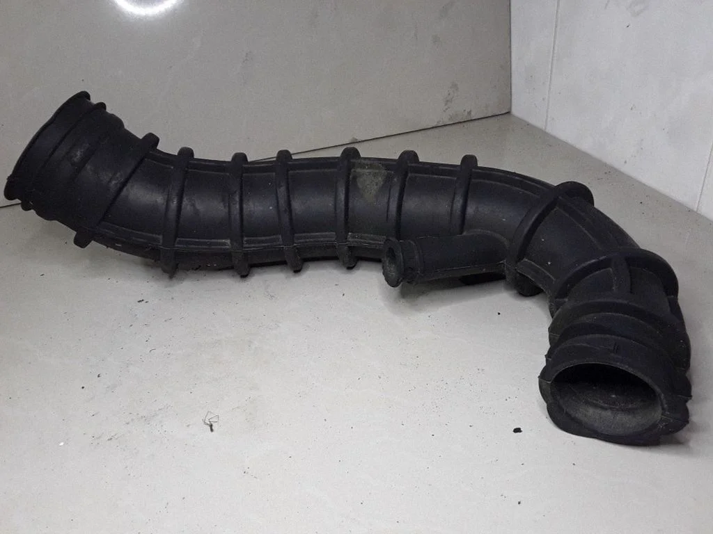Air intake hose/pipe 2C119C623CF
