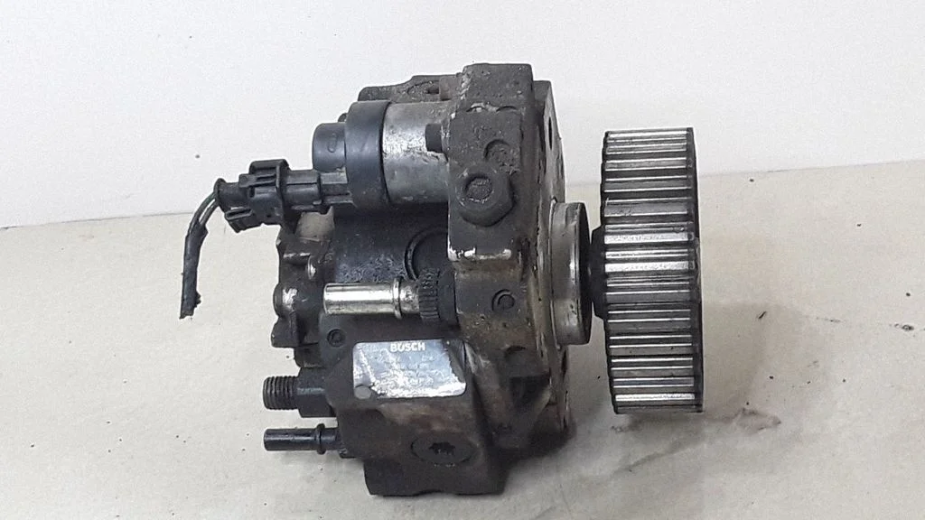 Pompa wtryskowa wysokiego ciśnienia – Ford Focus C-MAX (2003-2010)