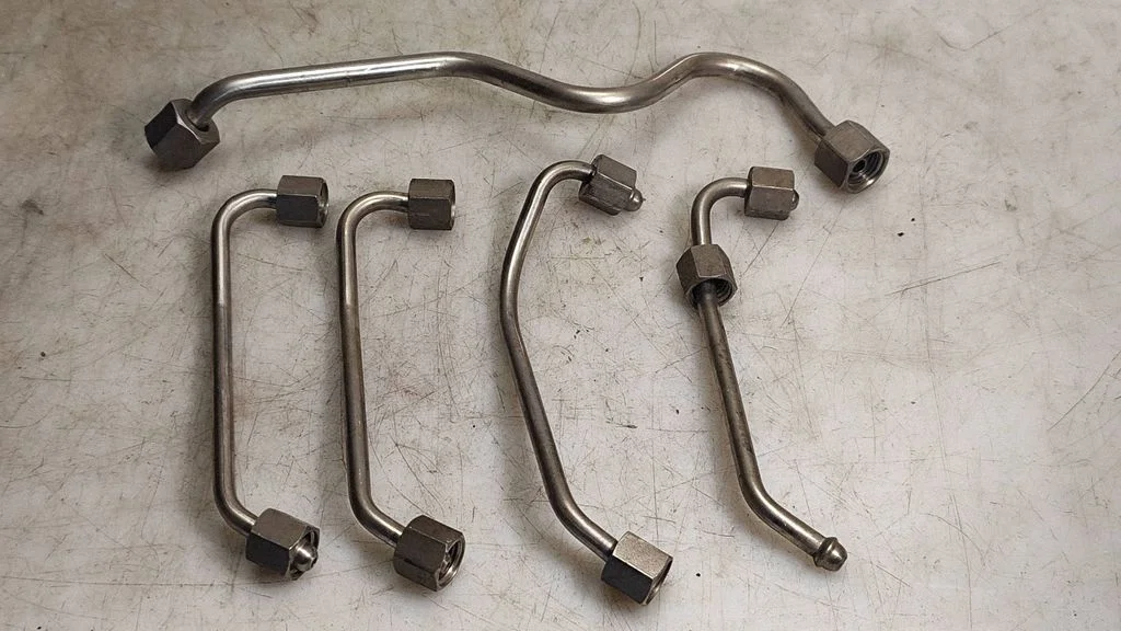 Fuel injector supply line/pipe – BMW 3 Series E90 E91 (2005-2012)