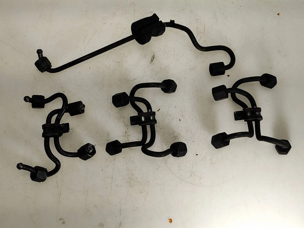 Fuel injector supply line/pipe – BMW X5 E53 (1999-2006)