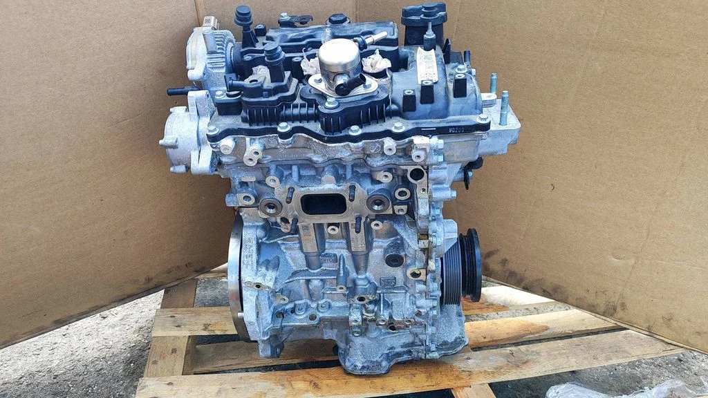 Engine P2321322A402