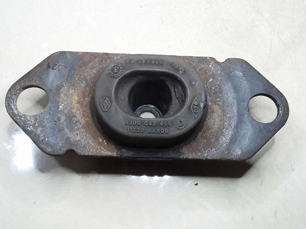Mootoripadi 11220AX600