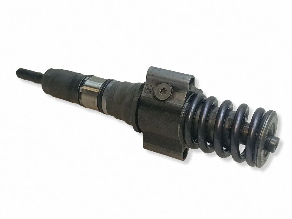 Fuel injector 000130