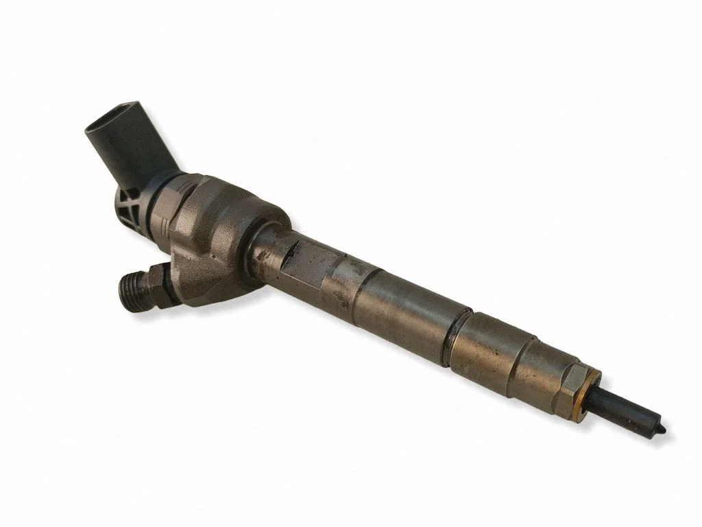 Fuel injector 0445110616