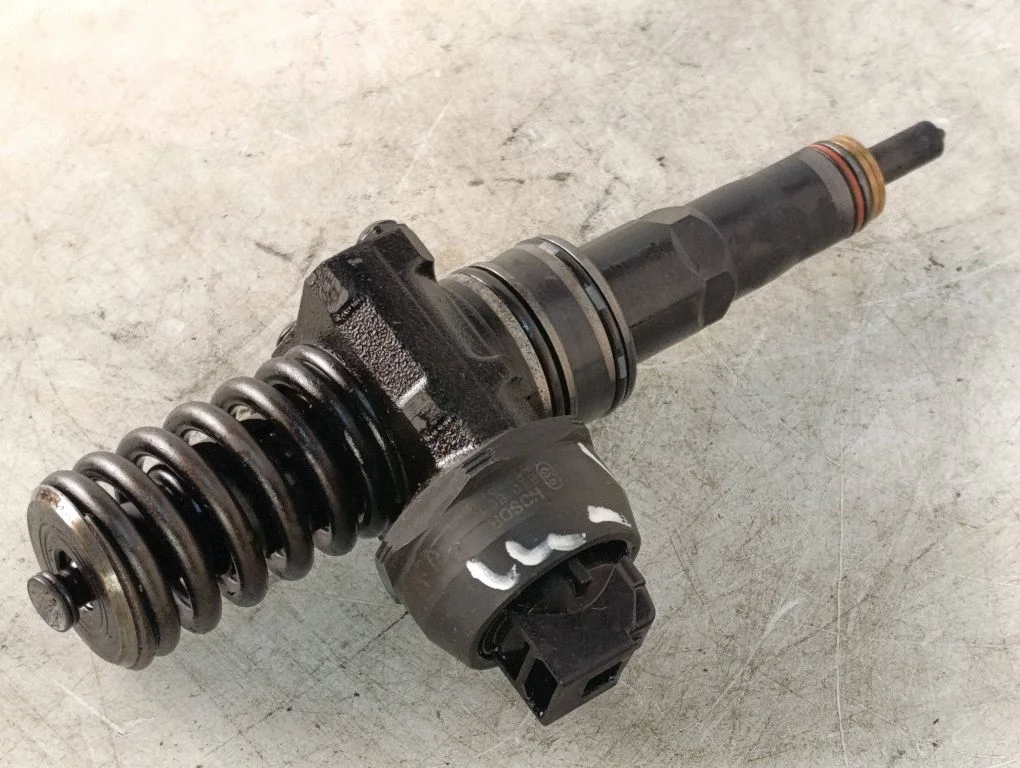 Fuel injector 0414720216