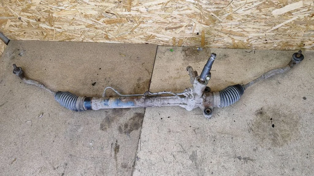 Steering rack – Toyota Yaris Verso (1999-2005)