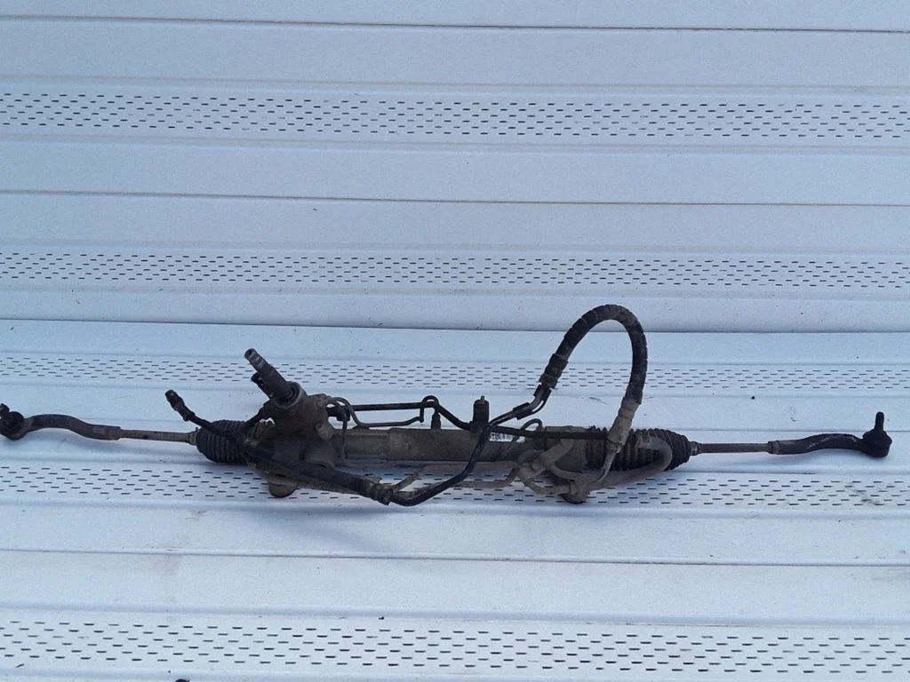 Steering rack – Toyota Corolla Verso E121 (2001-2004)