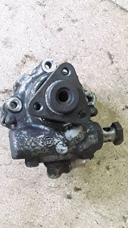 Roolivõimendi pump 91128