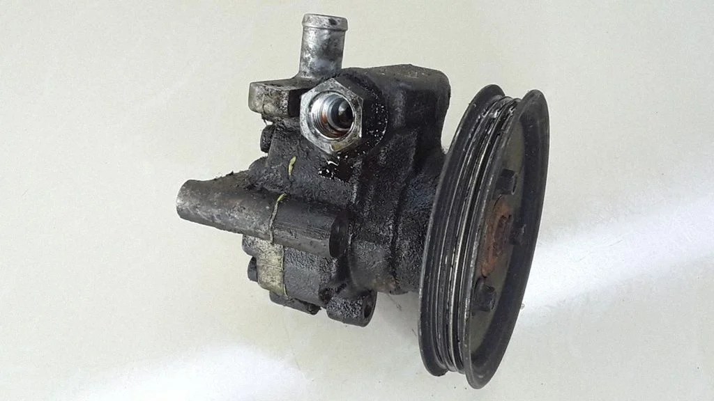 Roolivõimendi pump HE120508247