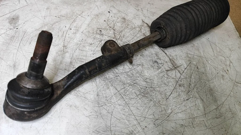 Steering tie rod – BMW 3 Series E90 E91 (2005-2012)