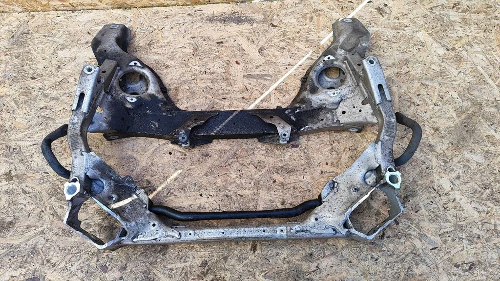 Front subframe – BMW 3 Series E90 E91 (2005-2012)