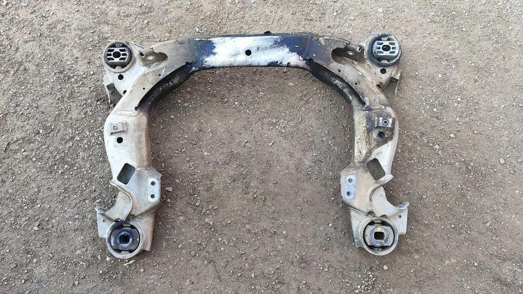 Front subframe – Volkswagen Phaeton (2002-2016)