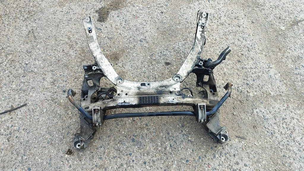 Front subframe – BMW 5 Series E60 E61 (2004-2010)