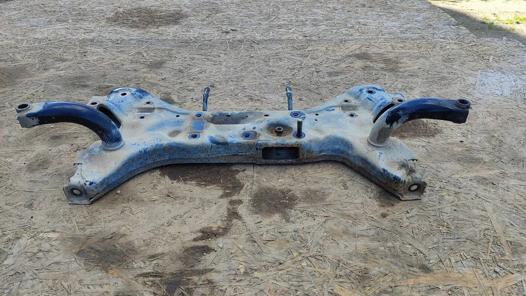 Front subframe – Mitsubishi Colt CZ3 (2006-2009)