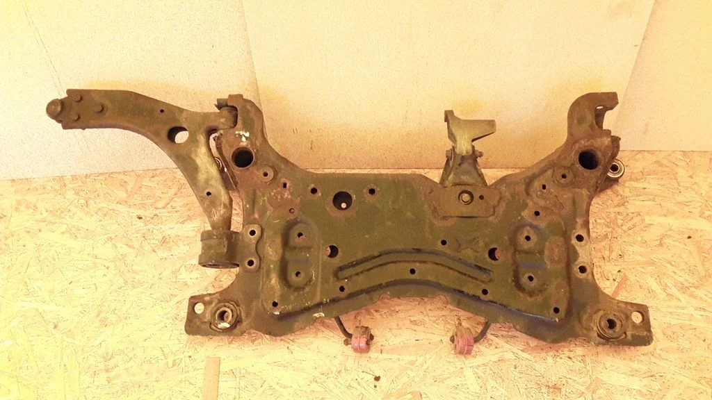 Front subframe – Ford Focus C-MAX (2003-2010)