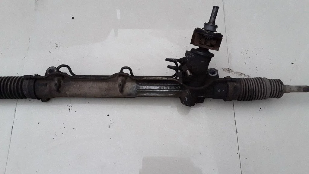 Steering rack – Ford Mondeo MK II (1996-2000)