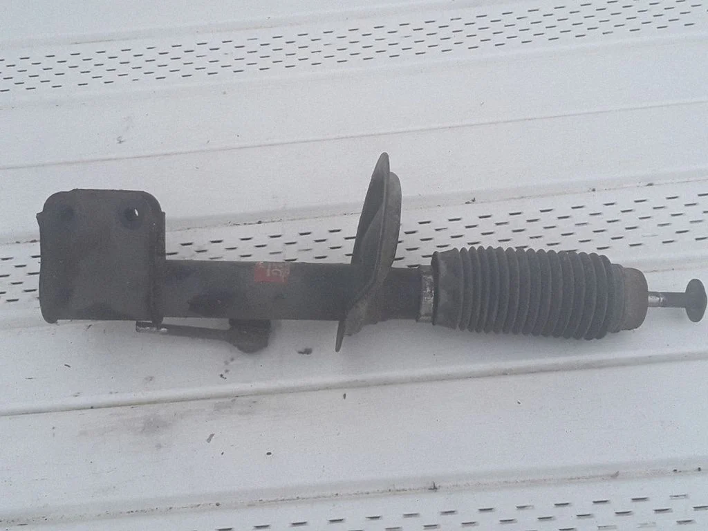 Front shock absorber/damper