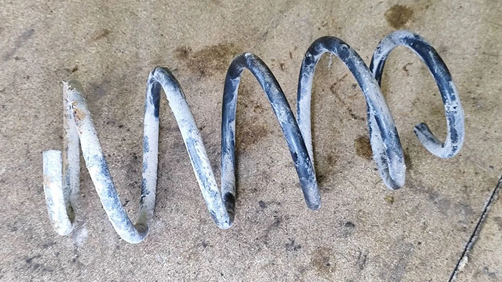 Front coil spring – Opel Corsa C (2000-2006)