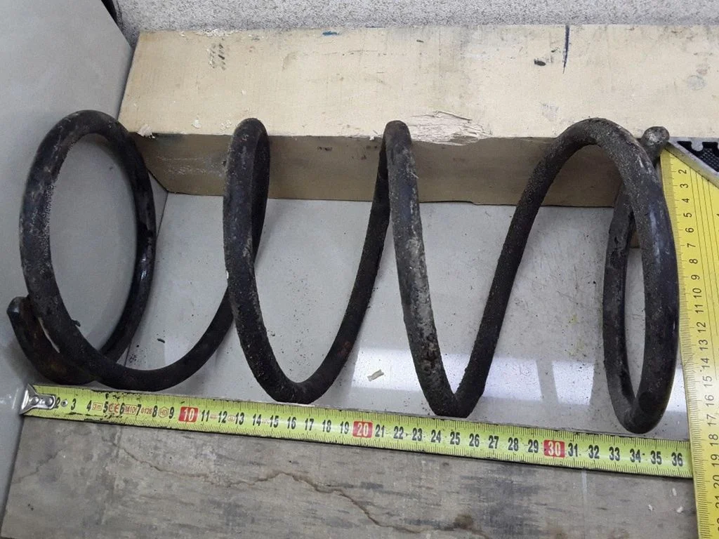 Front coil spring – Mazda 626 (1992-1997)