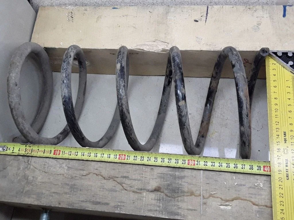 Front coil spring – Ford Mondeo MK II (1996-2000)
