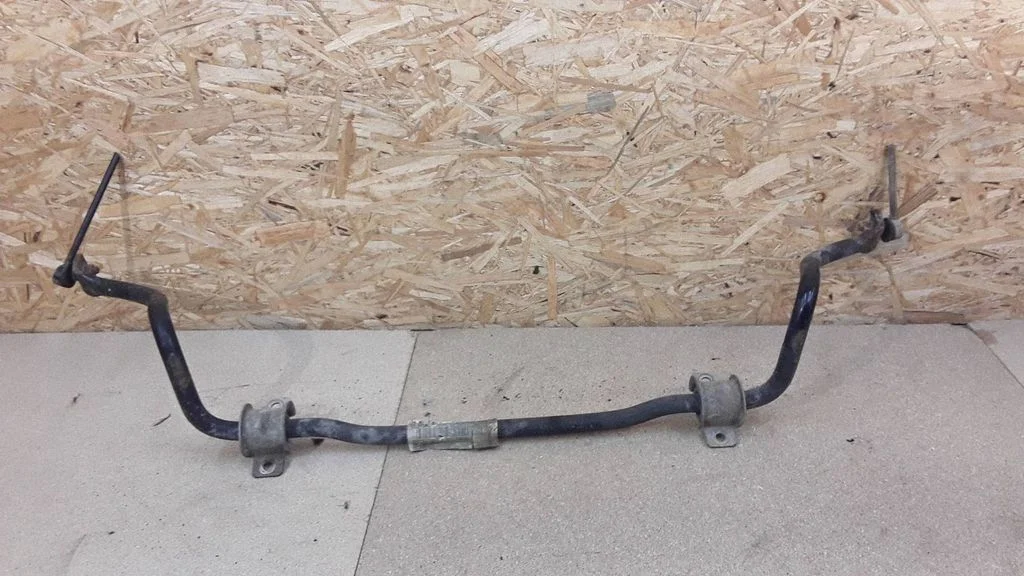 Eesmine stabilisaator (kaldevarras) – Ford Focus C-MAX (2003-2010)